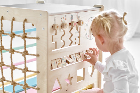 Montessori kocka 10v1