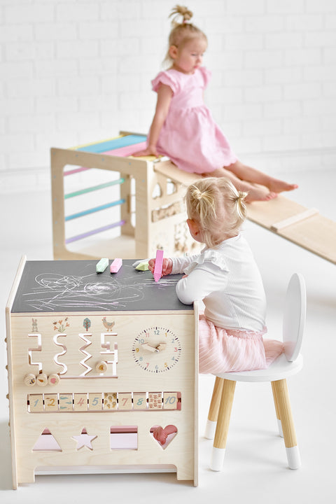Montessori kocka 10v1